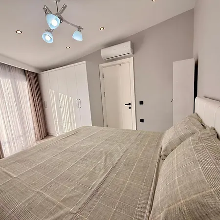 Sa Apartments! Luxury 2bd Duplex, 150m To The Lägenhet Alanya