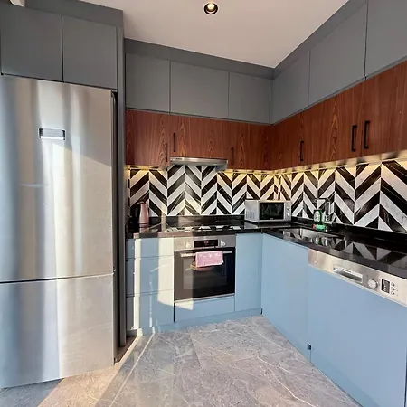 Sa Apartments! Luxury 2bd Duplex, 150m To The *
