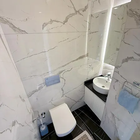 Sa Apartments! Luxury 2bd Duplex, 150m To The דירה *